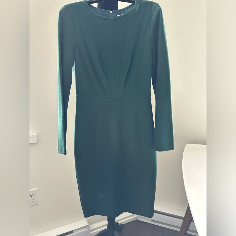 Trina Turk size 4 forest green long sleeve dress